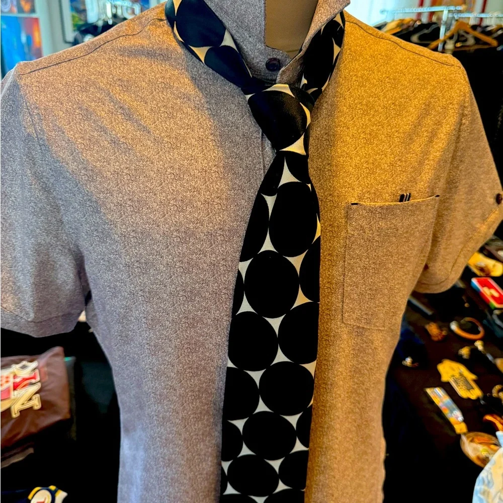 Black and White Geometric Tie - Picture 1 of 5